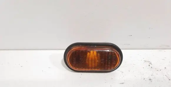 Renault Scenic I Front fender indicator light 0142789