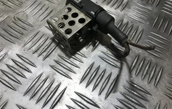 Renault Clio II Heater blower motor/fan resistor 8200045082