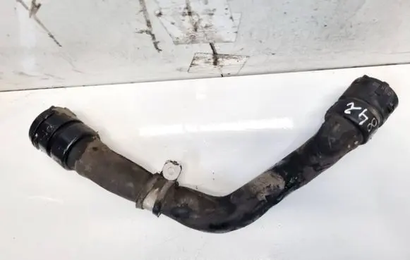 Mercedes-Benz B W246 W242 Engine coolant pipe/hose