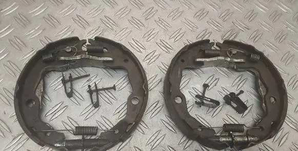 Toyota RAV 4 (XA30) Handbrake/parking brake pads 