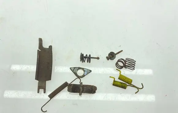 Subaru Legacy Handbrake/parking brake pads 