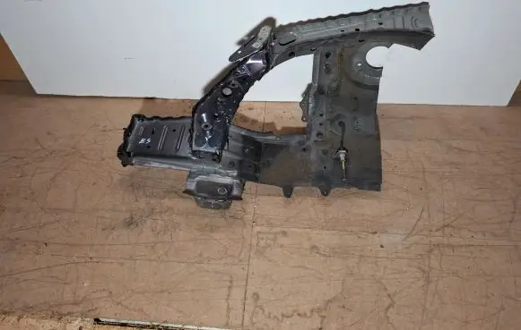 Front quarter panel
