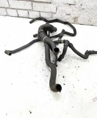 Renault Clio IV Coolant pipe/hose 