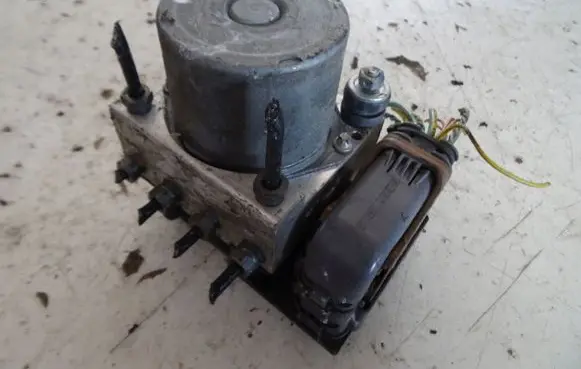 Citroen C4 I ABS Pump 9661886780