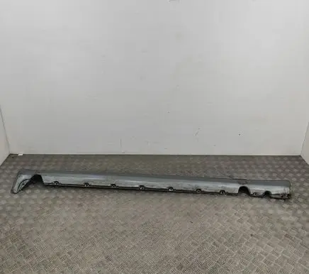 Mercedes-Benz E W124 Sill A1246902440
