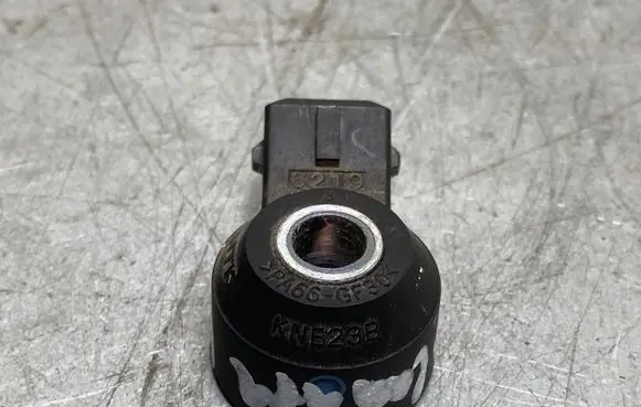 Mitsubishi Outlander Detonation knock sensor 1865A040