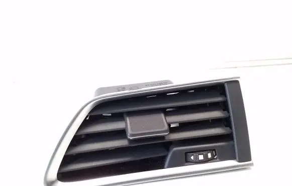 Peugeot 508 Dashboard side air vent grill/cover trim 9686445377