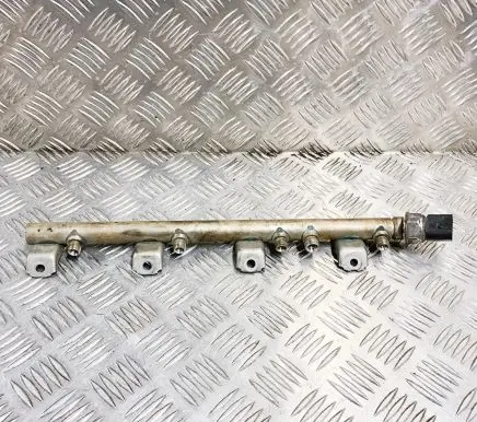 BMW 5 F10 F11 Fuel main line pipe 7537319 55PP1101