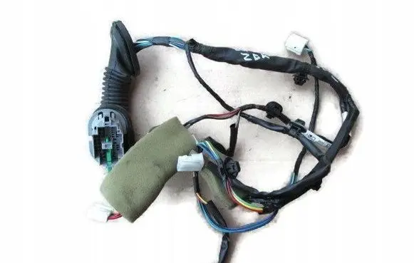 Suzuki Vitara (LY) Front door wiring loom