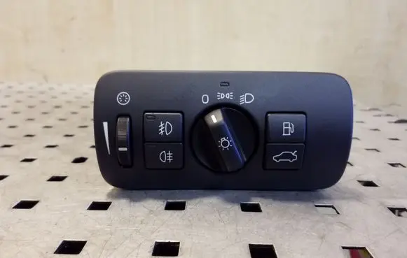 Volvo XC60 Light switch 30739414