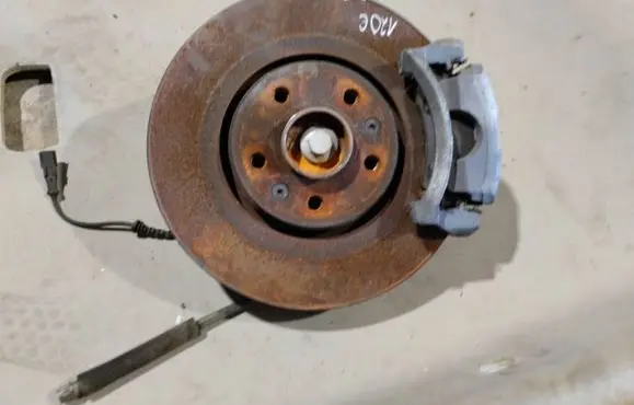 Renault Espace - Grand espace V Front wheel hub spindle knuckle