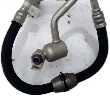 BMW 5 G60 G61 Air conditioning (A/C) pipe/hose 