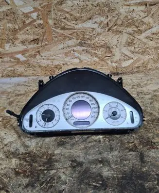 Mercedes-Benz E W211 Speedometer (instrument cluster) A2115405711 1100802501 043095