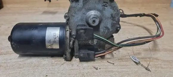 Mazda 626 Rear window wiper motor 6302R