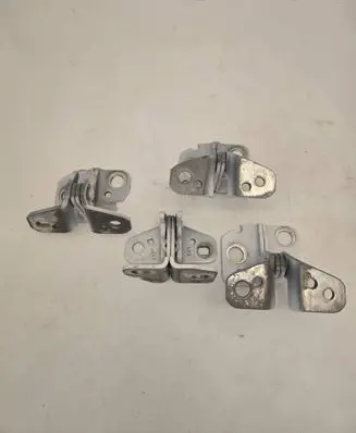 Ram 1500 Front door hinge set 1120038
