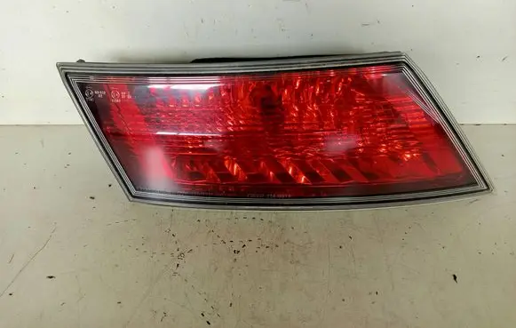 Honda Civic Tailgate rear/tail lights 22616874