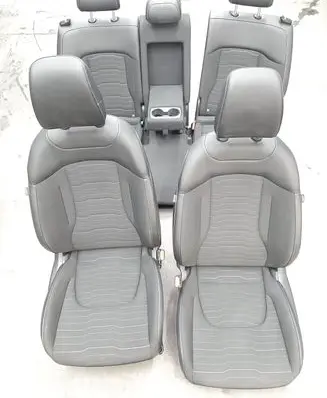 Seat set