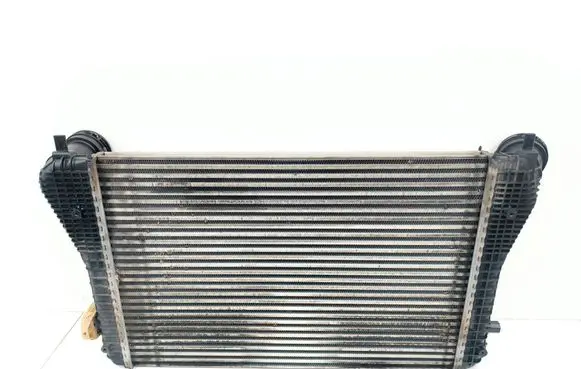Volkswagen Tiguan Intercooler radiator 3C0145805R