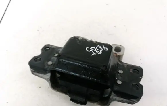 Volkswagen Touran I Engine mount bracket 1K0199555