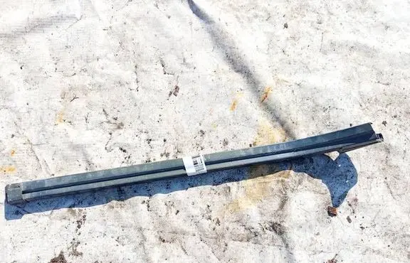 Chrysler Grand Voyager V Sliding door trim 