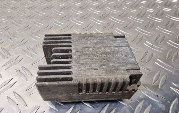 Coolant fan relay