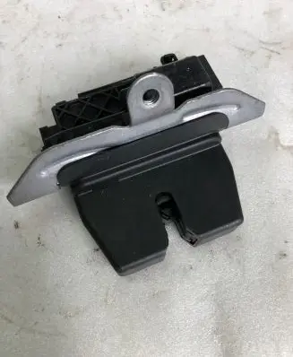 Ford Focus Tailgate/trunk/boot lock/catch/latch Ds7an442a66ad