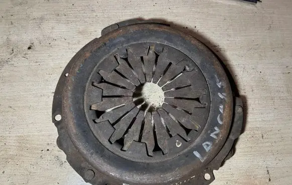 Mitsubishi Lancer Pressure plate 