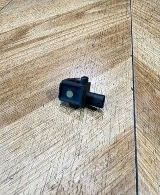 Mercedes-Benz C W205 Airbag deployment crash/impact sensor 2229051400