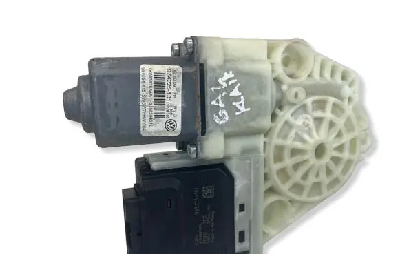 Audi A3 S3 8P Rear door window regulator motor 1K0959795L