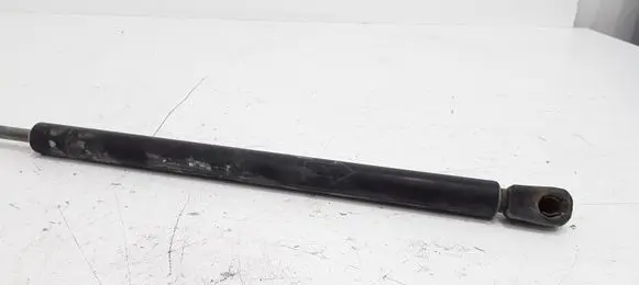 Toyota Corolla E120 E130 Tailgate strut 