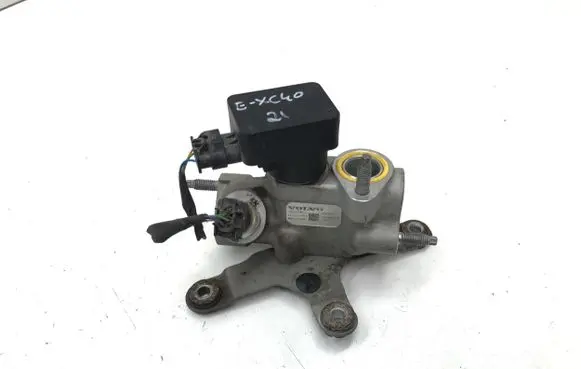 Volvo XC40 Air conditioning (A/C) expansion valve 32275977