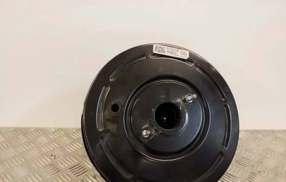 Opel Vivaro Brake booster 472104612R 93462024 A007P562