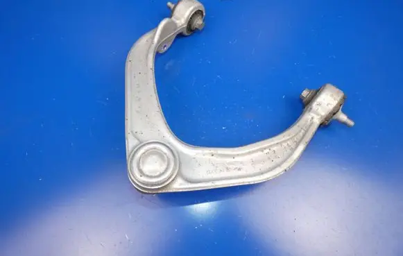 Volvo S90, V90 Front upper control arm/wishbone 