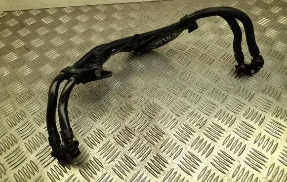 BMW 5 G60 G61 Engine coolant pipe/hose 19818510