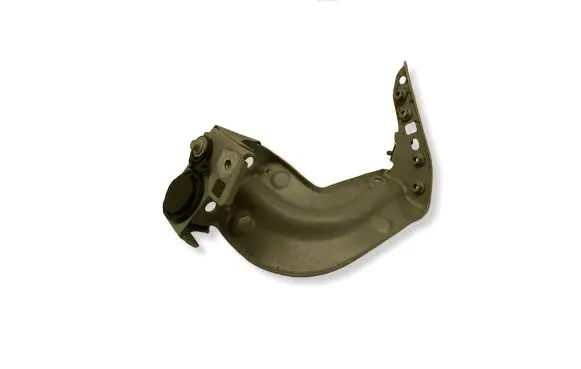 Volvo EX30 Fender mounting bracket 577108
