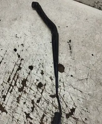 Opel Insignia A Front wiper blade arm 697694 7694