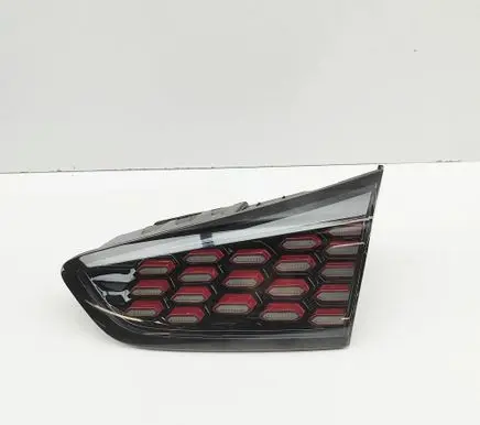 KIA Xceed Tailgate rear/tail lights 92404J7800
