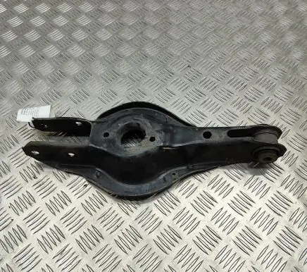 BMW 4 F36 Gran coupe Rear upper control arm/wishbone 6867540