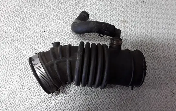 Nissan Primera Intercooler hose/pipe