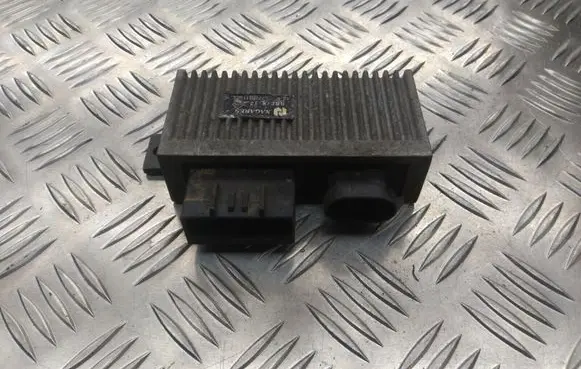 Renault Scenic I Glow plug pre-heat relay 7700111525