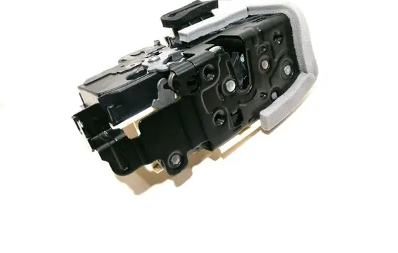 Audi Q7 4M Rear door lock 4K0839816R V038314