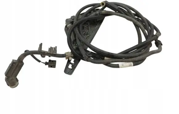 Skoda Superb B8 (3V) Fuel line pipe 3Q0131983F