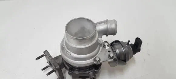 Volvo V40 Turbo 31380220 GTC1446VZ 7903675