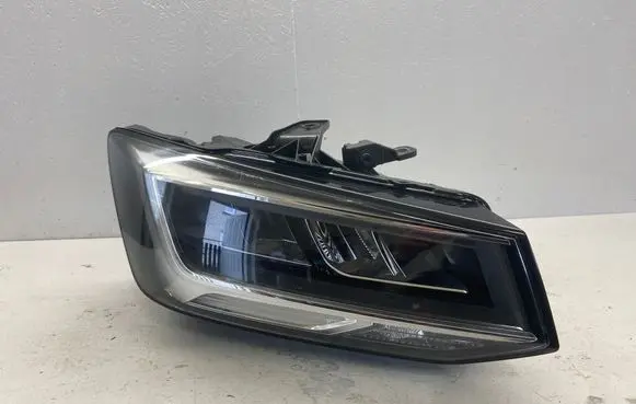 Audi Q2 - Headlight/headlamp 81A941012C L277997 E23335