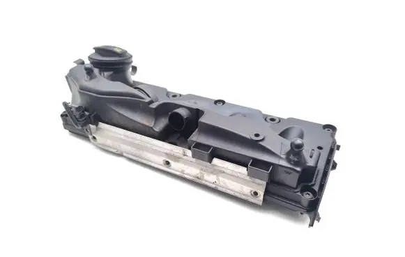 Volkswagen PASSAT B7 Rocker cam cover 03L103469R 03L103483C