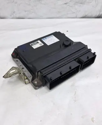 Toyota Prius (XW30) Engine control unit/module 8966147480 2755002501