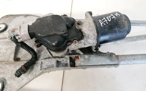 Nissan X-Trail T30 Wiper motor