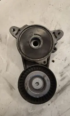 Mitsubishi Outlander Alternator belt tensioner 400390