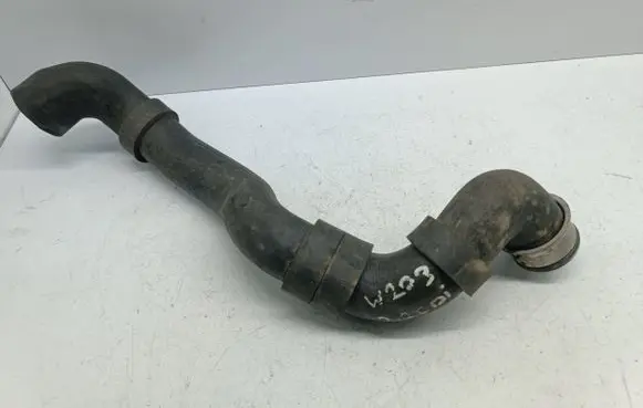 Mercedes-Benz C W203 Engine coolant pipe/hose 2035012982 A2035012982 DBL625412