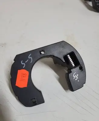 Mercedes-Benz E W211 Steering angle sensor 0305459732